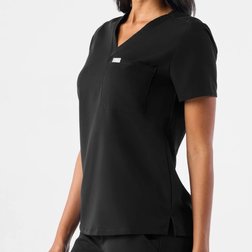 Figs Catarina One-Pocket Scrub Top Small